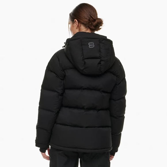 NWT. Aritzia super puff - Picture 3 of 3